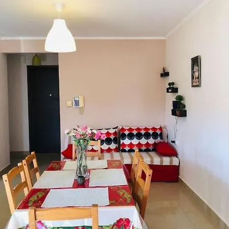 Ariadni's 1 La Canea