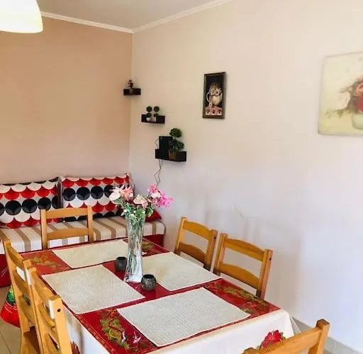 Apartamento Ariadni's 1 *