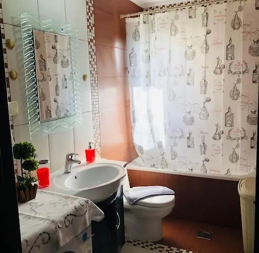 Ariadni's 1 * La Canea